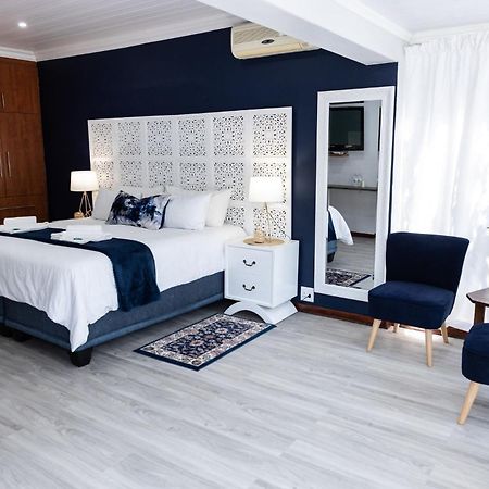 Gemstone Guest House Klerksdorp Extérieur photo